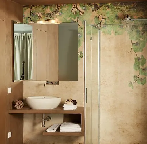 Boutique Oche Selvatiche Hotel 3*